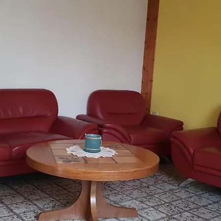 Secluded Holiday In Near Lake, City Centre *